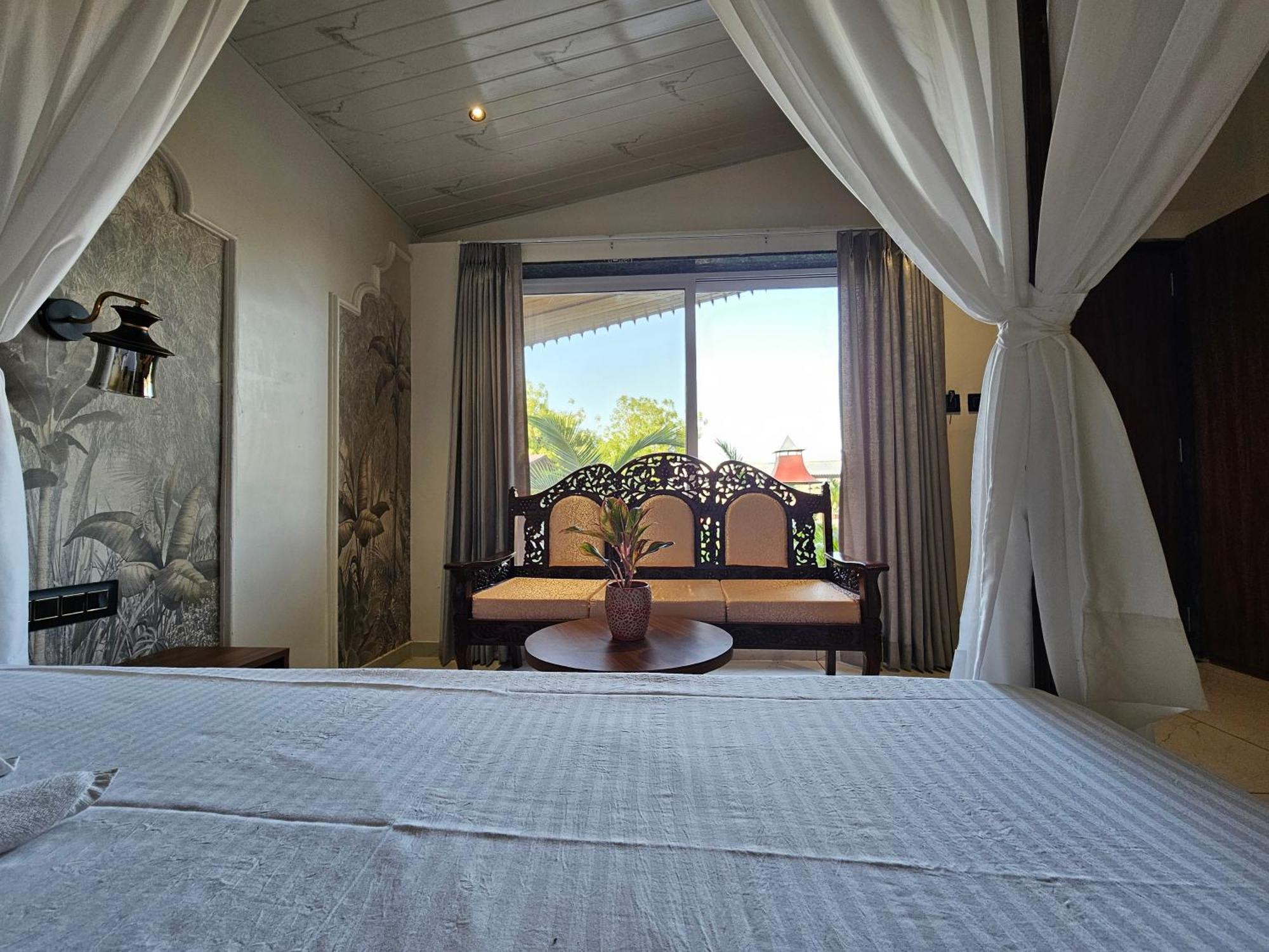 Riverview Tent Resort Kevadia Room photo