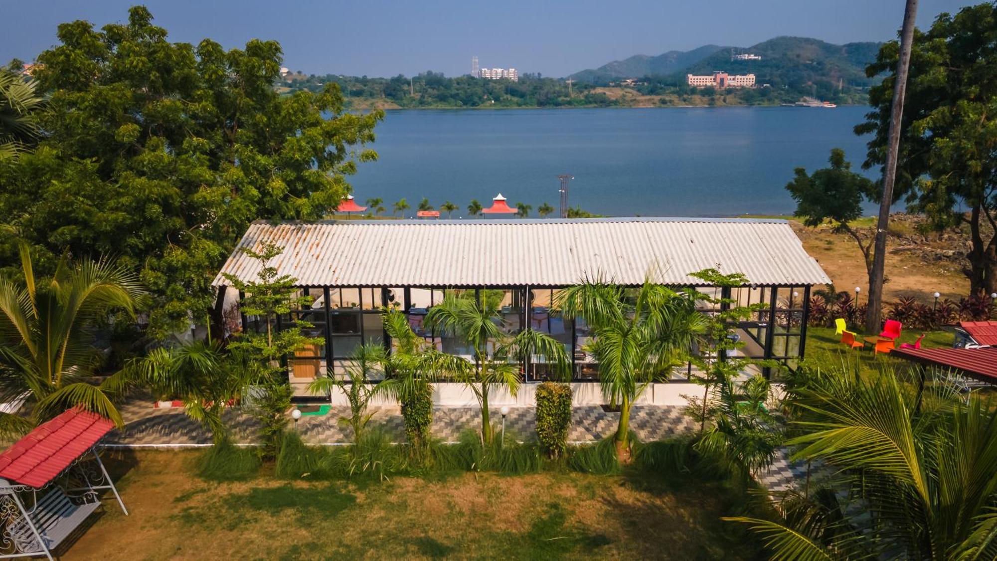 Riverview Tent Resort Kevadia Exterior photo